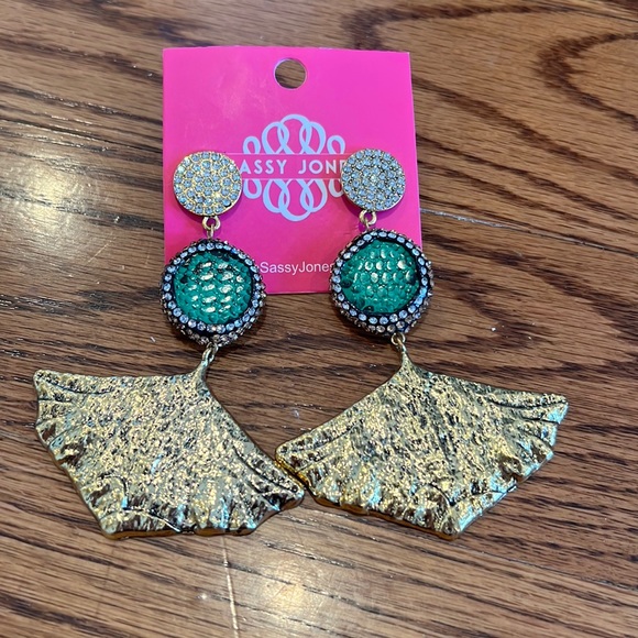 Sassy Jones Jewelry - Sassy Jones Tizani Flame Green and Gold Rhinestone Earrings NWT